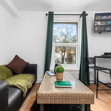 Modern Gem Brixton Centre Cozy & Comfort Charis City Studio Лондон Экстерьер фото